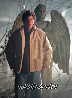Тайны Смолвиля ^ Smallville : Том Вэллинг : Кристин Кройк : Майкл Розенбаум : Эллисон Мэк : Сэм Джонс III : Аннет О'Тул : Джон Шнайдер : Джон Глоувер : Эммануэлль Вогиер