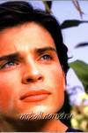 Тайны Смолвиля ^ Smallville : Том Вэллинг : Кристин Кройк : Майкл Розенбаум : Эллисон Мэк : Сэм Джонс III : Аннет О'Тул : Джон Шнайдер : Джон Глоувер : Эммануэлль Вогиер