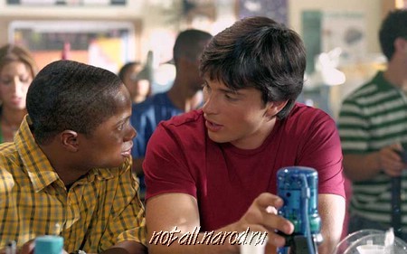 Тайны Смолвиля ^ Smallville : Том Вэллинг : Кристин Кройк : Майкл Розенбаум : Эллисон Мэк : Сэм Джонс III : Аннет О'Тул : Джон Шнайдер : Джон Глоувер : Эммануэлль Вогиер