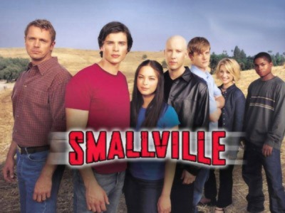 Тайны Смолвиля ^ Smallville : Том Вэллинг : Кристин Кройк : Майкл Розенбаум : Эллисон Мэк : Сэм Джонс III : Аннет О'Тул : Джон Шнайдер