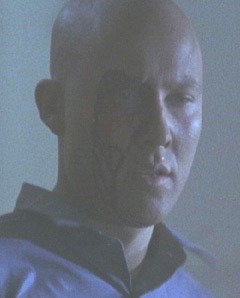Тайны Смолвиля ^ Smallville : Том Вэллинг : Кристин Кройк : Майкл Розенбаум : Эллисон Мэк : Сэм Джонс III : Аннет О'Тул : Джон Шнайдер