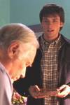 Тайны Смолвиля ^ Smallville : Том Вэллинг : Кристин Кройк : Майкл Розенбаум : Эллисон Мэк : Сэм Джонс III : Аннет О'Тул : Джон Шнайдер